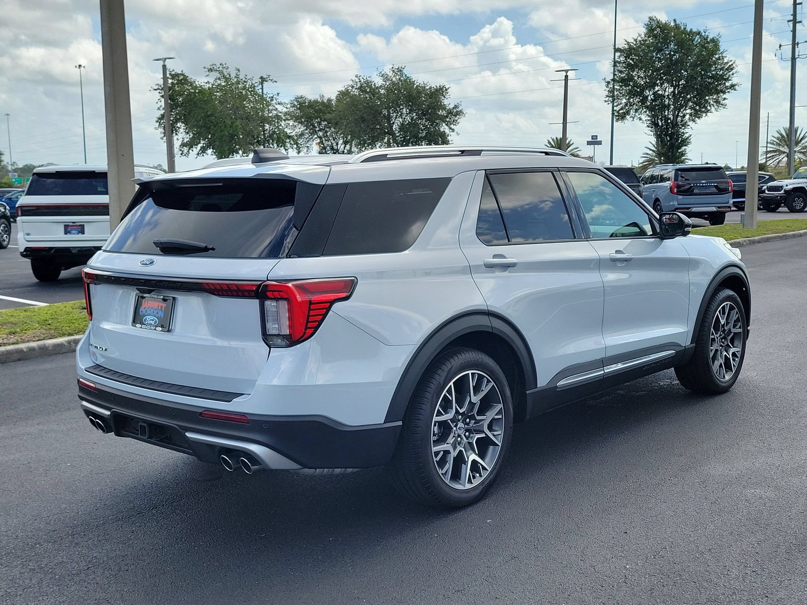 Certified 2025 Ford Explorer Platinum w/ Ultimate Package RWD image 4