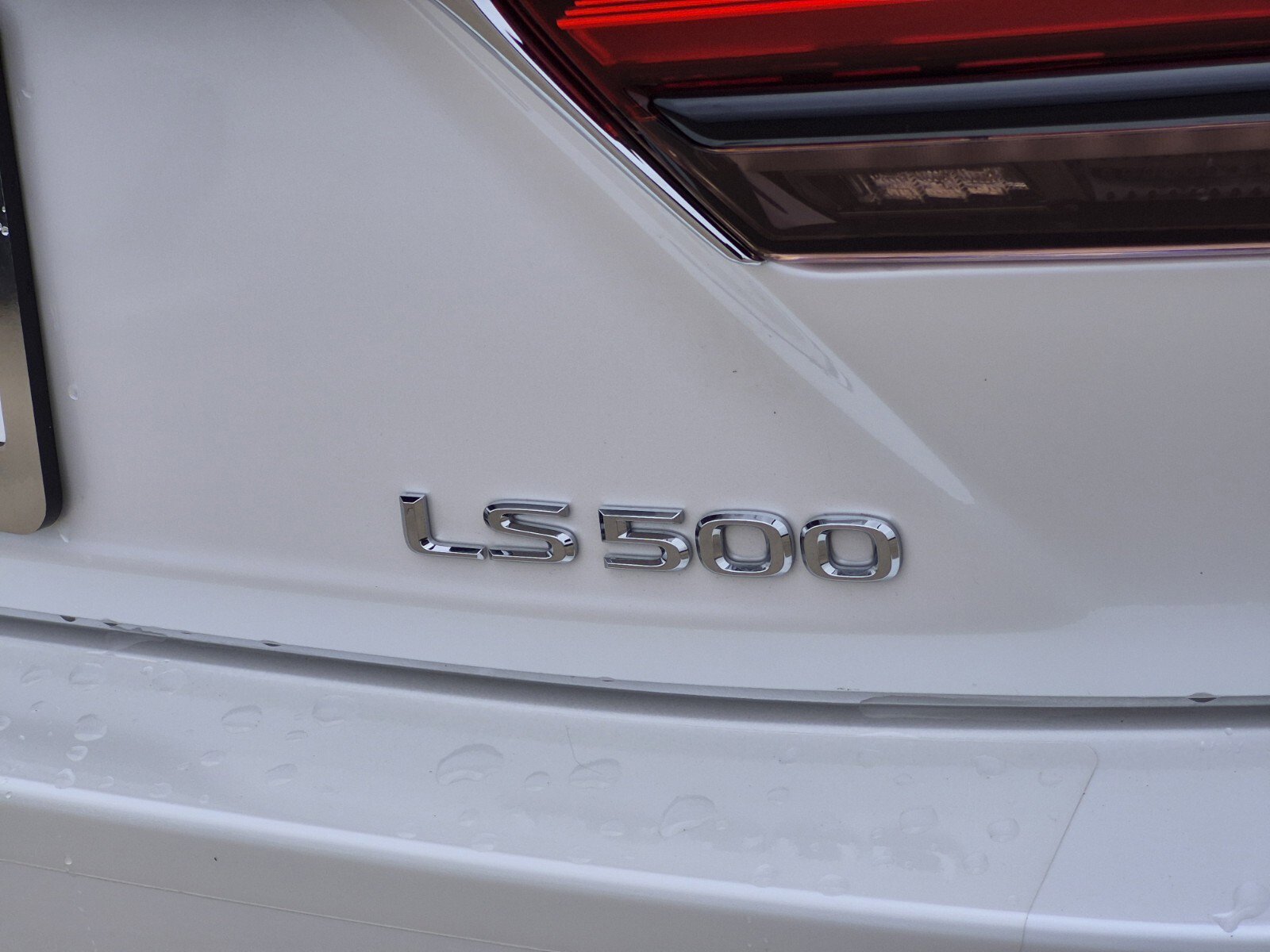 Used 2022 Lexus LS 500 w/ Interior Upgrade Package RWD image 10