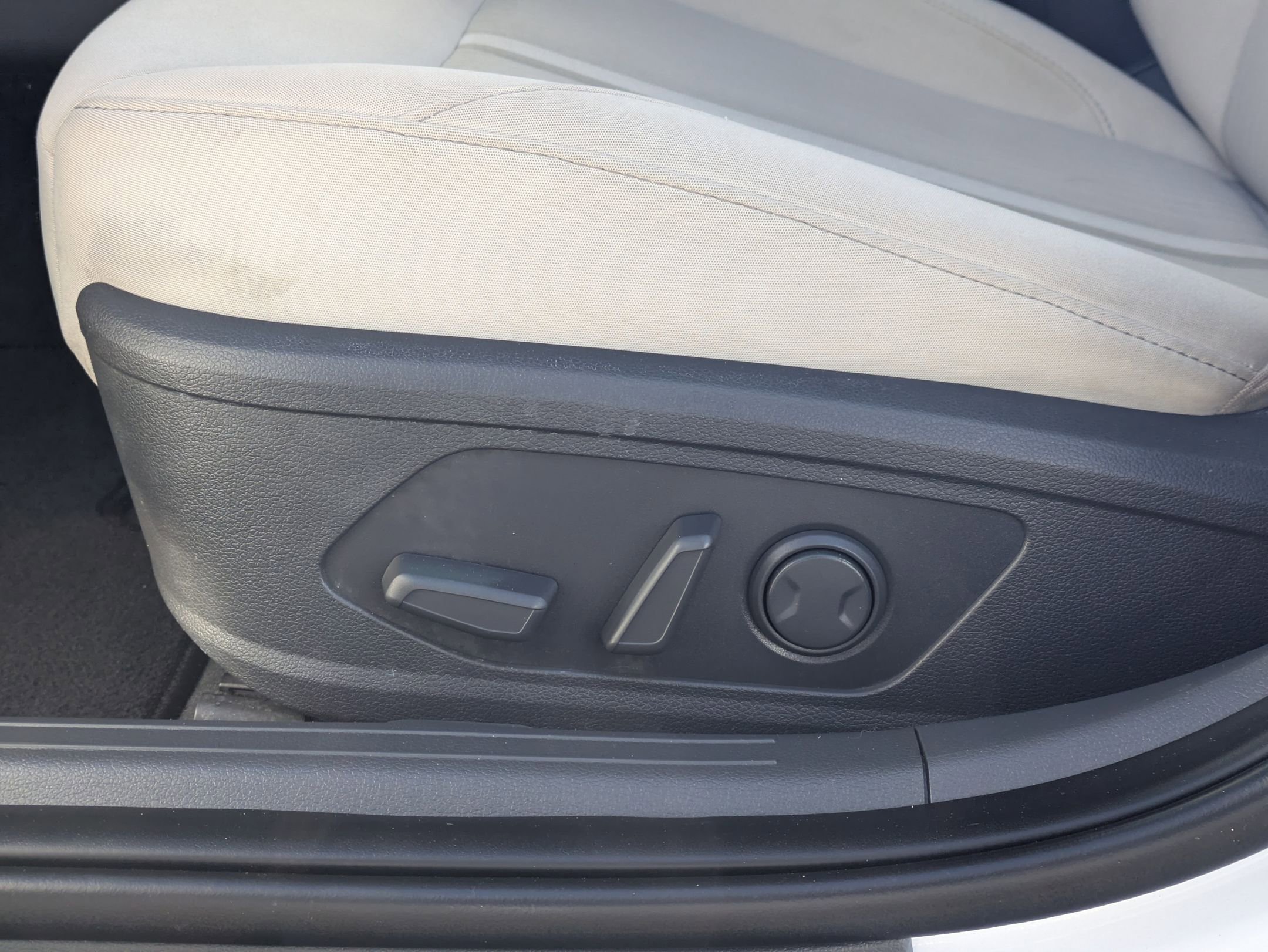 Certified 2024 Hyundai Sonata SEL w/ Convenience Package FWD image 22