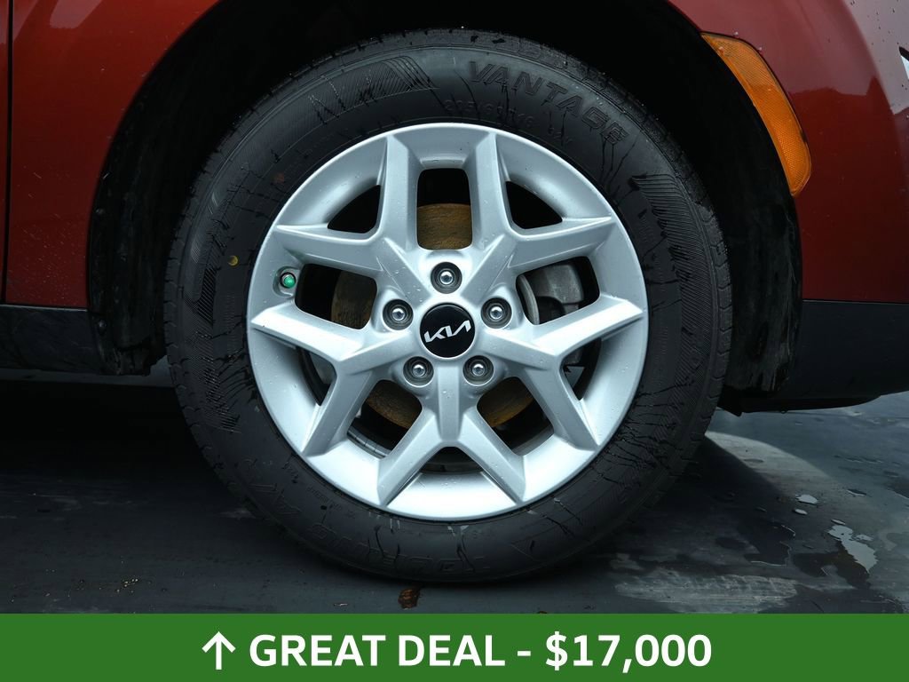 Used 2025 Kia Soul LX w/ LX Technology Package image 19