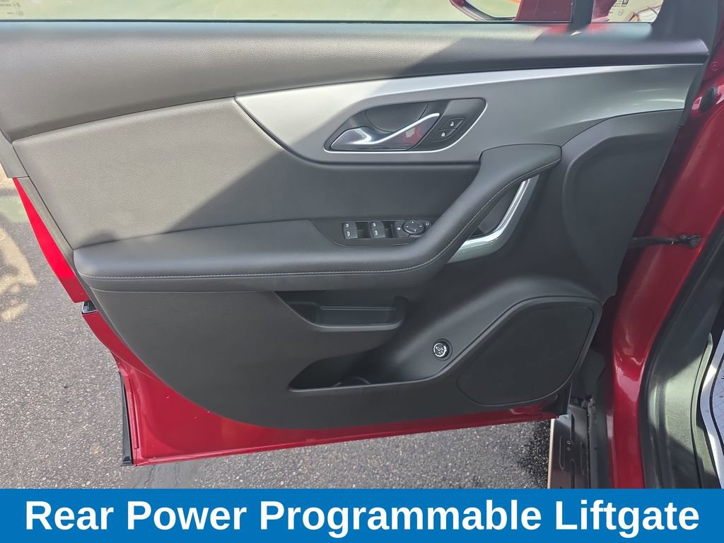 Used 2019 Chevrolet Blazer LT image 11
