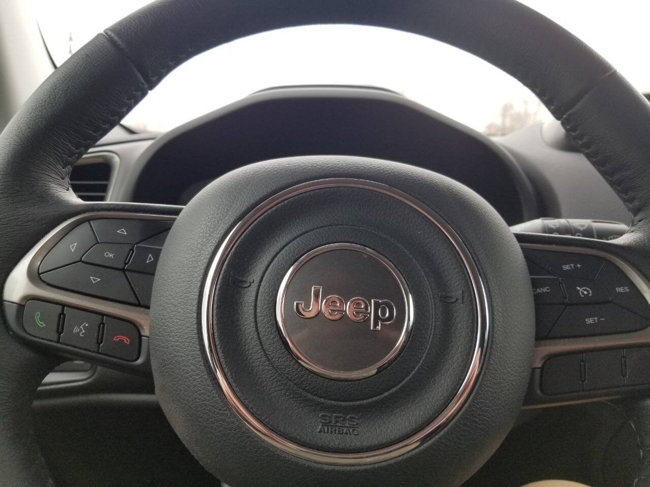 Certified 2022 Jeep Renegade Latitude w/ Convenience Group AWD/4WD image 26