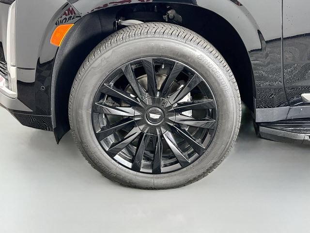 Used 2023 Cadillac Escalade Premium Luxury w/ LPO, Floor Liner Package AWD/4WD image 31
