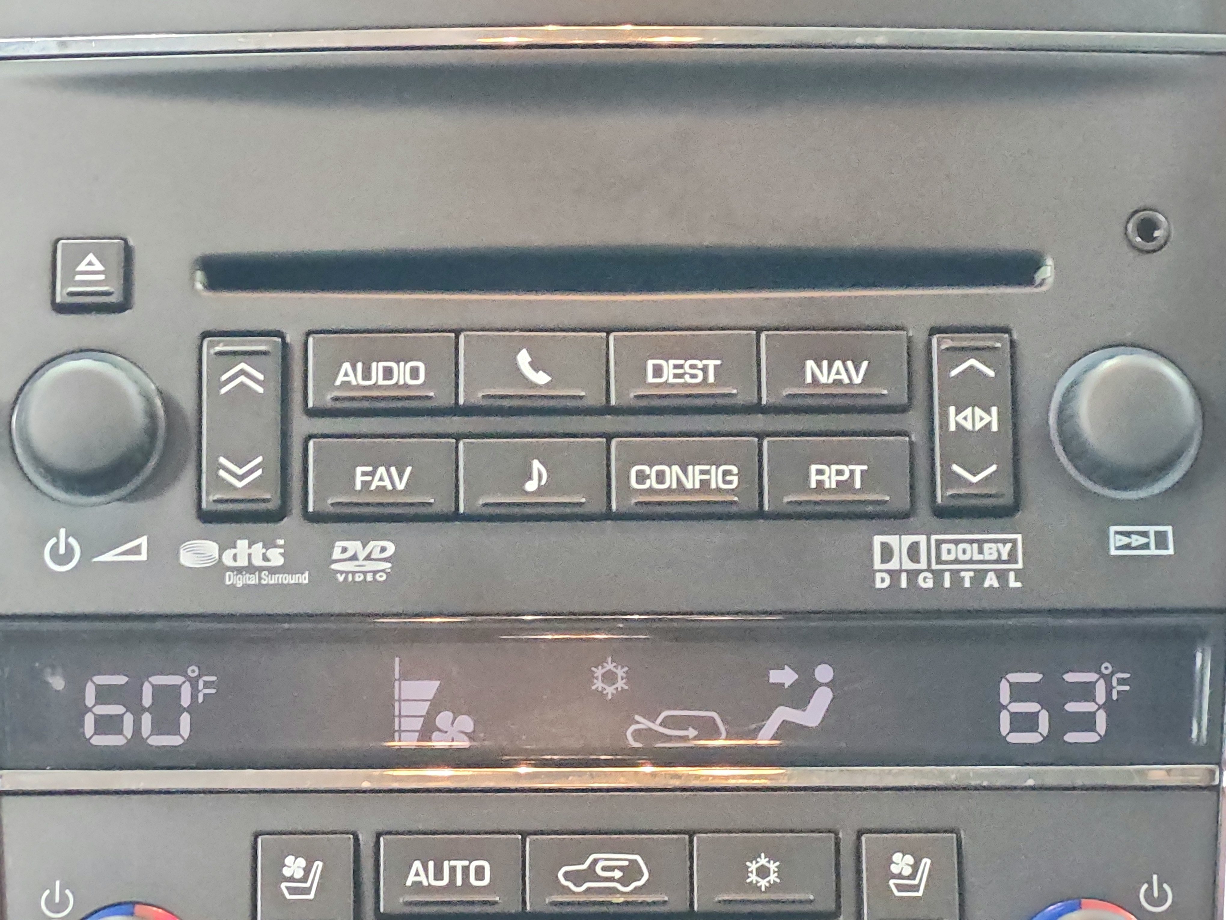 Used 2014 Cadillac Escalade Premium RWD image 30