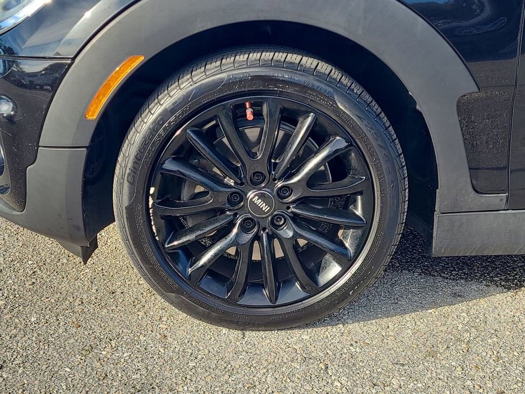 Used 2019 MINI Cooper Clubman S image 17