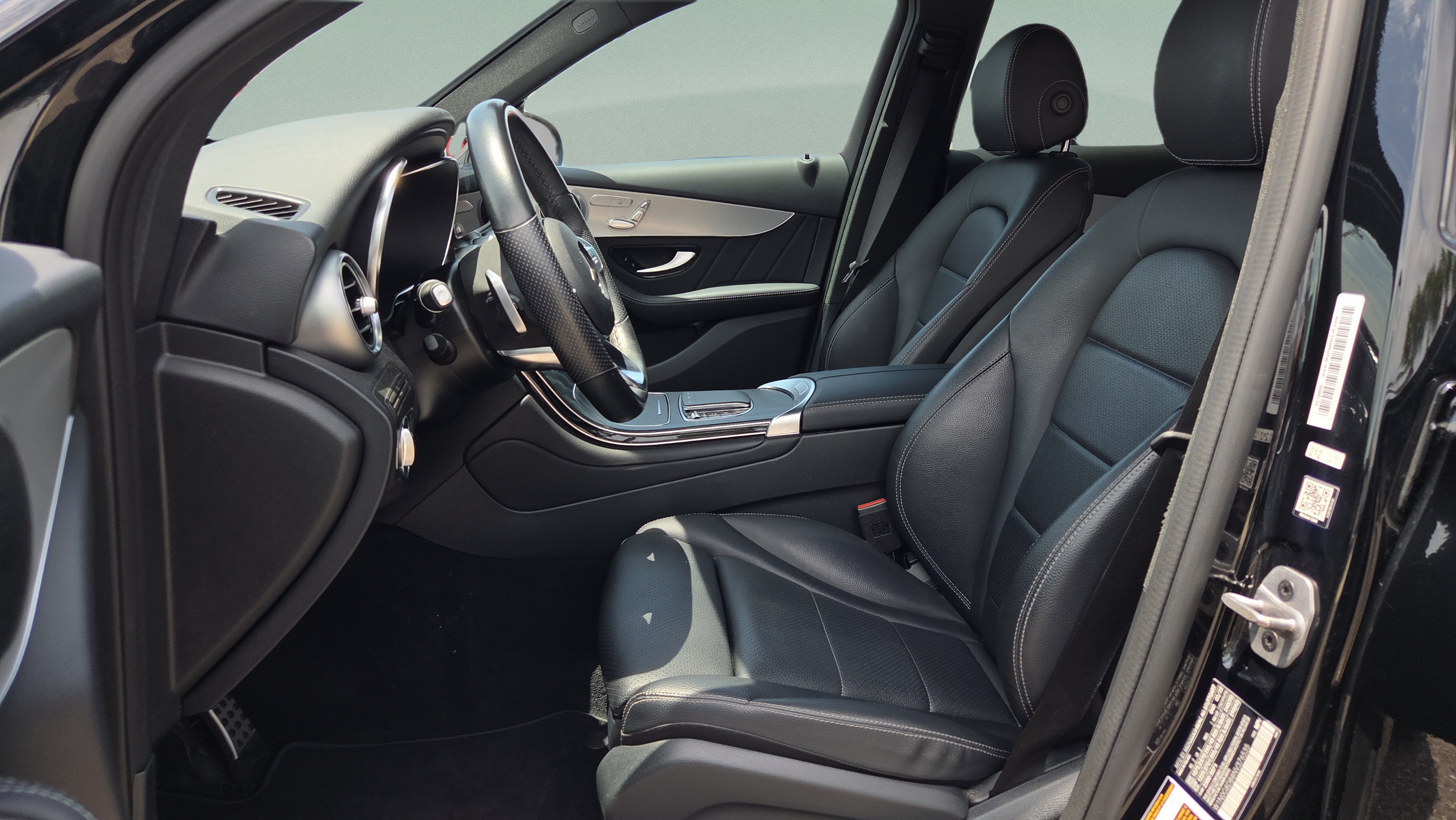 Used 2022 Mercedes-Benz GLC 300 image 11
