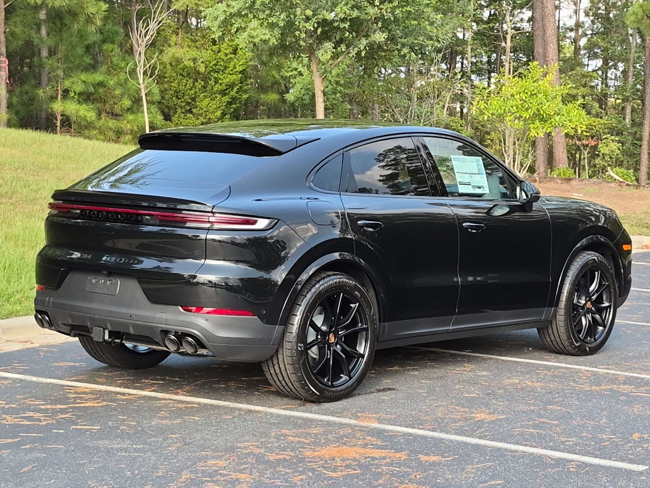 New 2026 Porsche Cayenne Coupe AWD/4WD image 31