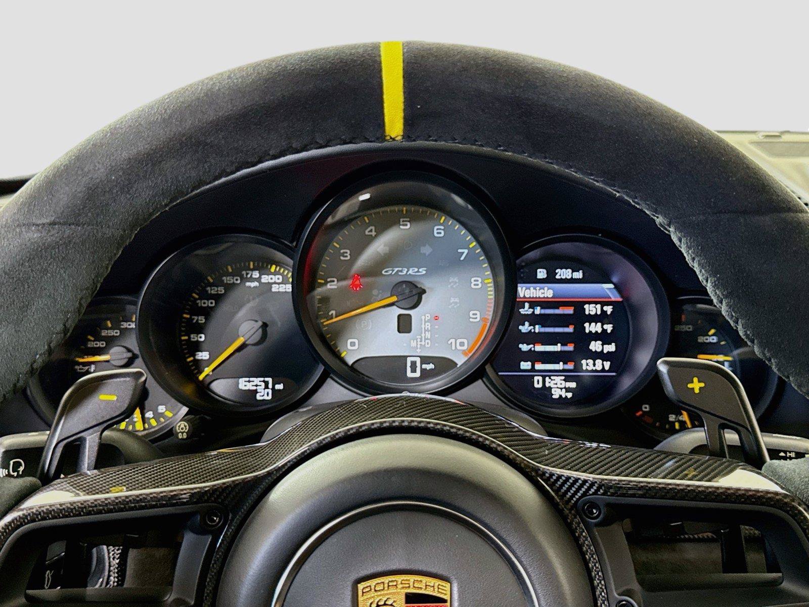 Used 2019 Porsche 911 GT3 RS w/ Weissach Package RWD image 17