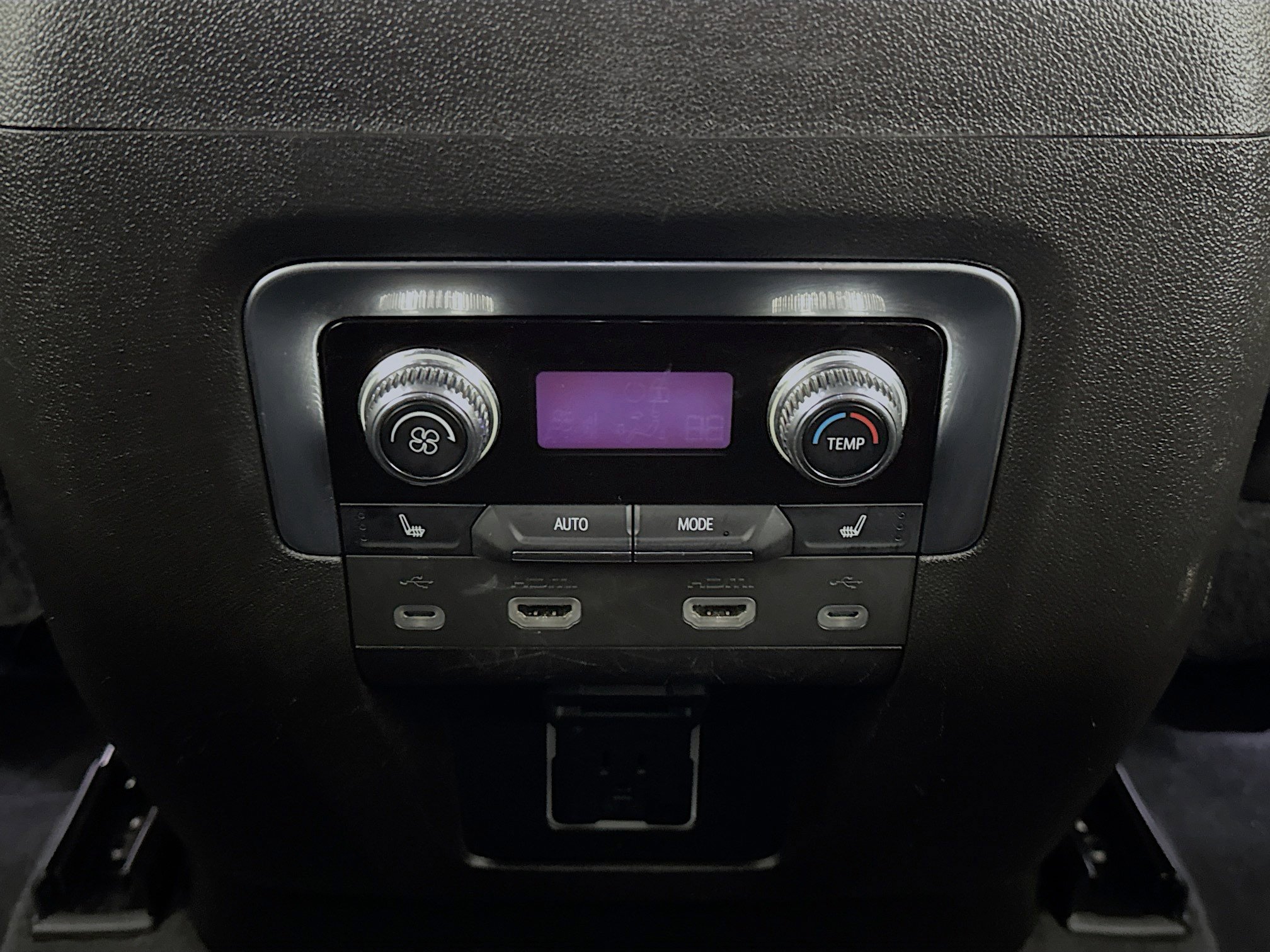 Used 2021 GMC Yukon Denali w/ Denali Ultimate Package image 27