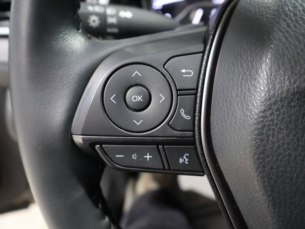 Used 2023 Toyota Camry SE image 32