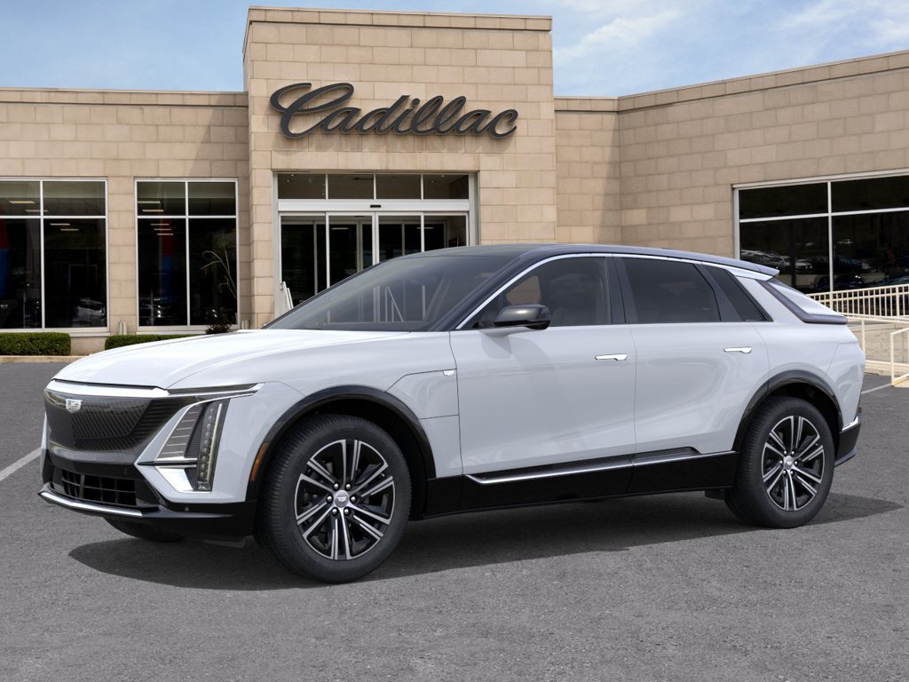 New 2027 Cadillac Lyriq Luxury w/ LPO, Floor Liner Package AWD/4WD image 2