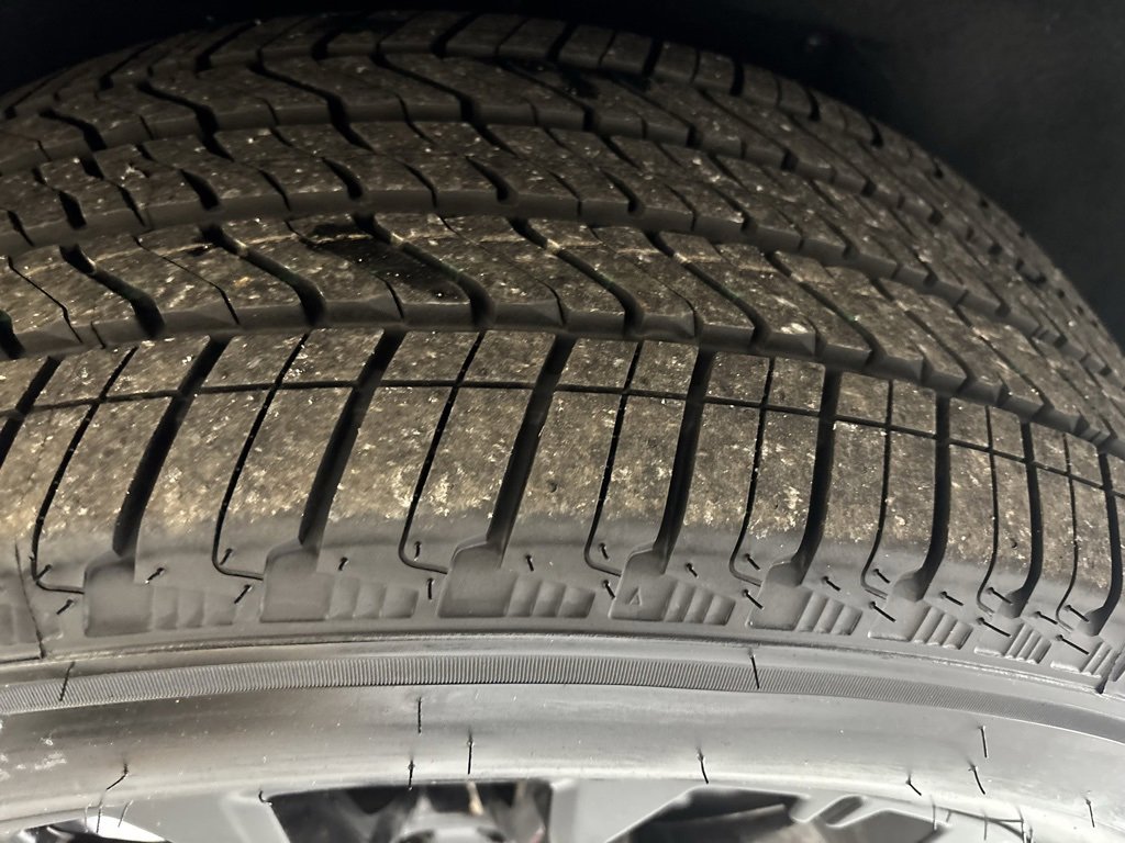 New 2026 GMC Yukon XL Elevation w/ LPO, Floor Liner Package image 7