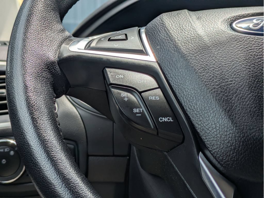 Certified 2023 Ford Edge SEL w/ Convenience Package AWD/4WD image 23