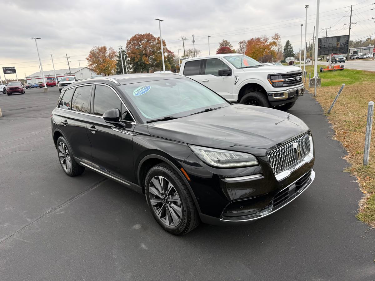 Used 2022 Lincoln Corsair Reserve w/ Equipment Group 201A image 3