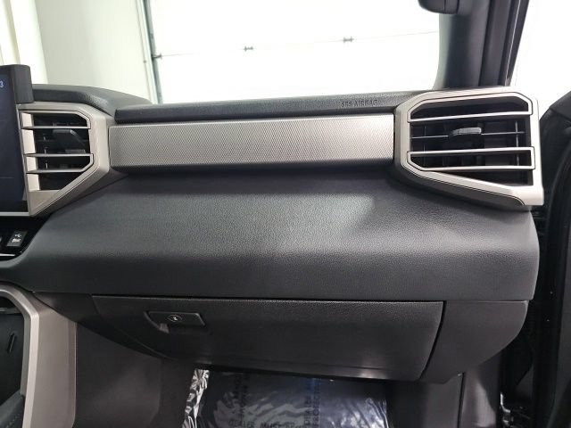 Used 2026 Toyota Sequoia Limited AWD/4WD image 45