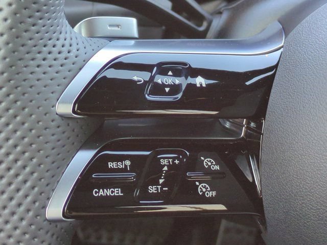 Used 2026 Mercedes-Benz GLC 300 4MATIC image 26