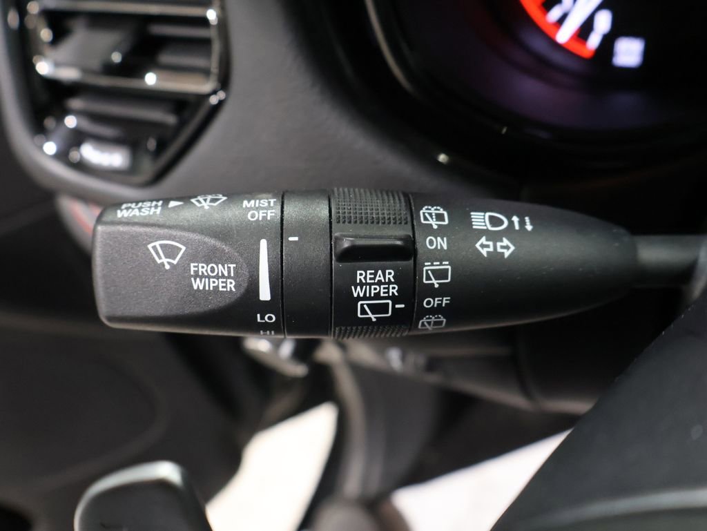 Used 2025 Dodge Durango GT image 42