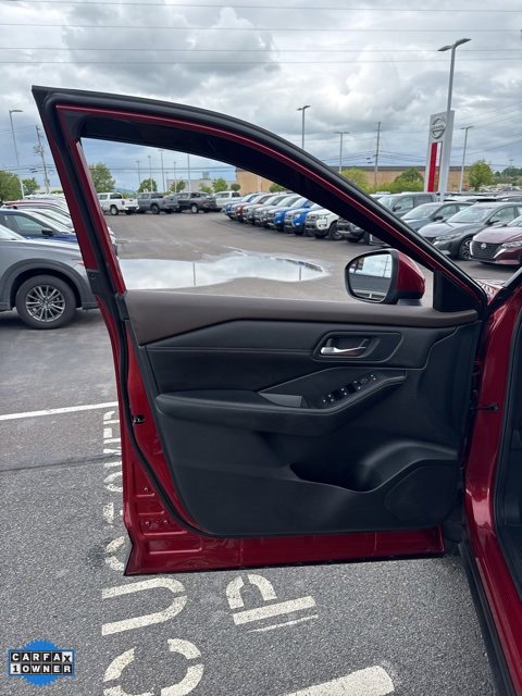 Certified 2022 Nissan Rogue SV w/ SV Premium Package image 10