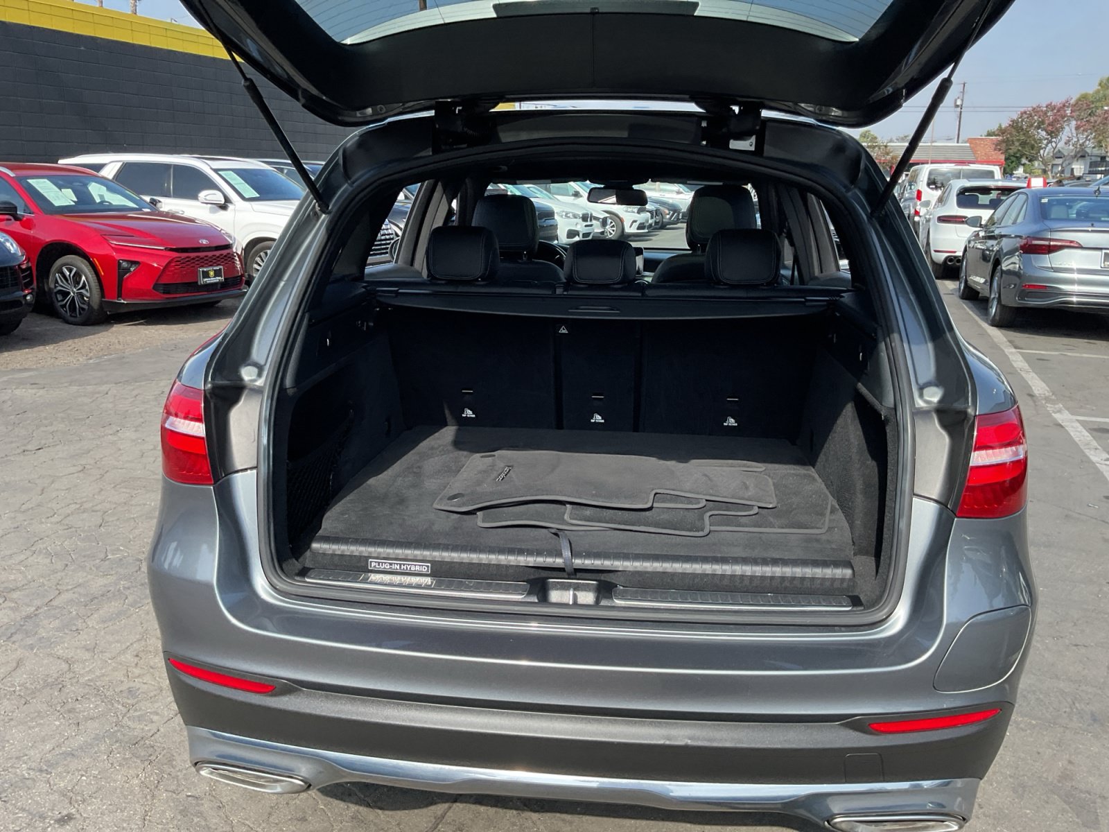 Used 2019 Mercedes-Benz GLC 350e 4MATIC image 26