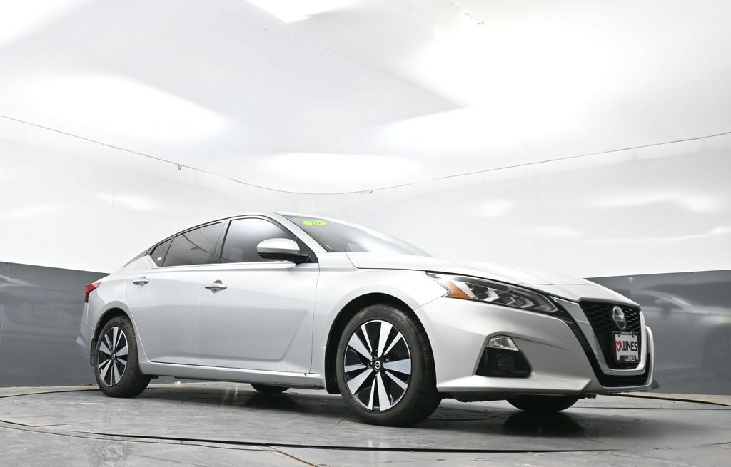 Used 2020 Nissan Altima 2.5 SV FWD image 49