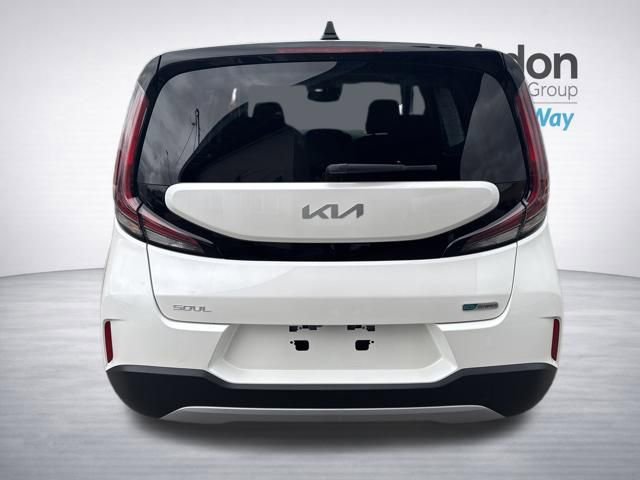 Used 2023 Kia Soul EX image 8