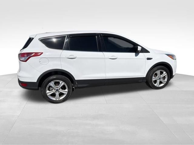 Used 2016 Ford Escape SE w/ SE Cold Weather Package AWD/4WD image 13