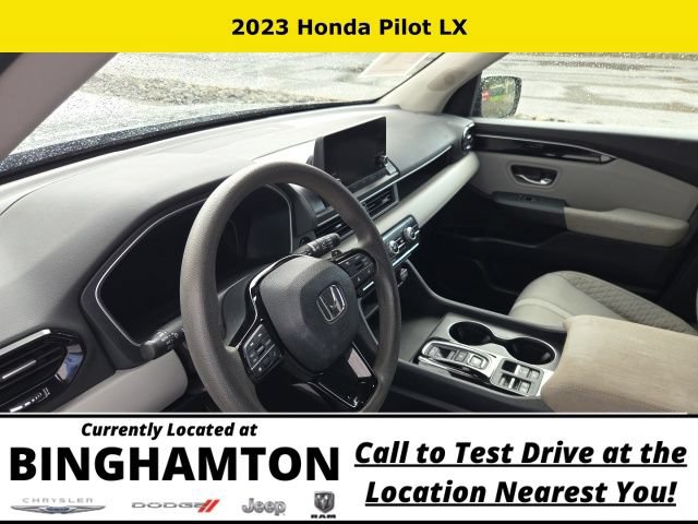 Used 2023 Honda Pilot LX image 11