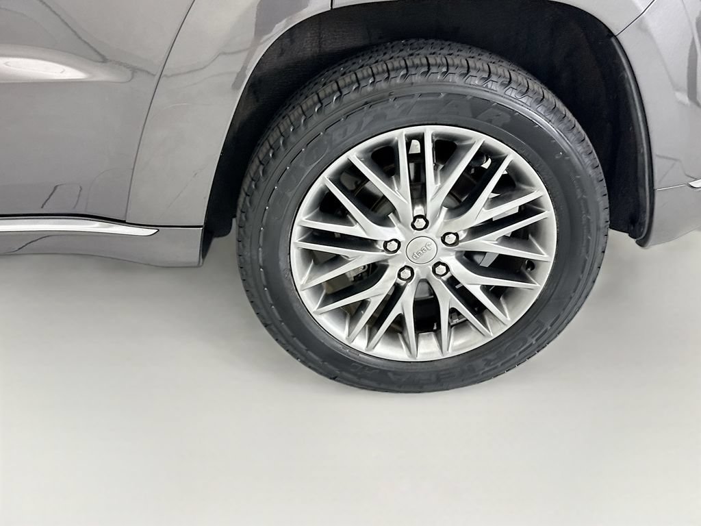 Used 2018 Jeep Grand Cherokee Summit w/ Platinum Series Group AWD/4WD image 29
