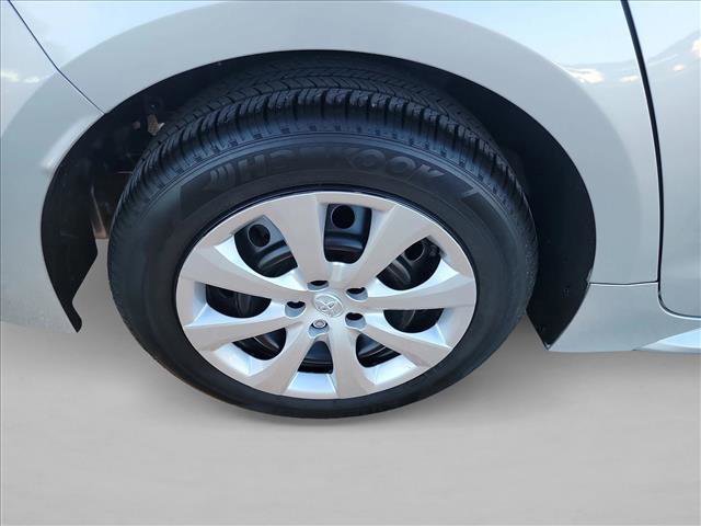 Used 2025 Toyota Corolla LE image 11