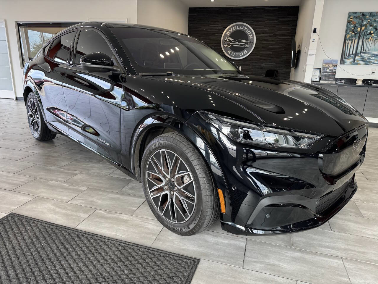 Used 2024 Ford Mustang Mach-E Premium image 5