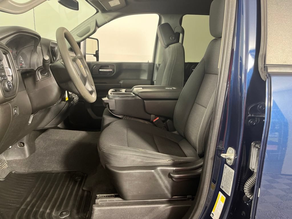 Certified 2022 Chevrolet Silverado 2500 Custom w/ Custom Value Package AWD/4WD image 24