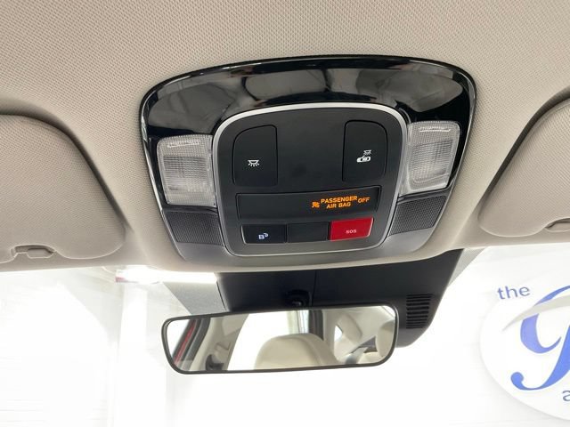 Used 2025 Hyundai Sonata SEL FWD image 27