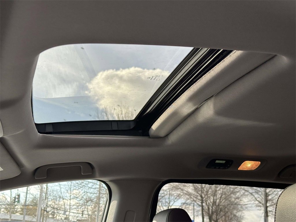 Certified 2023 Honda Odyssey EX-L image 17