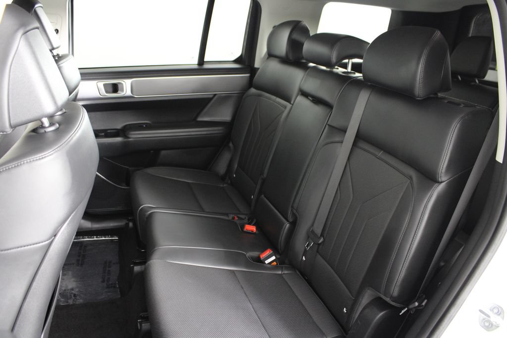 Certified 2024 Hyundai Santa Fe SEL FWD image 22