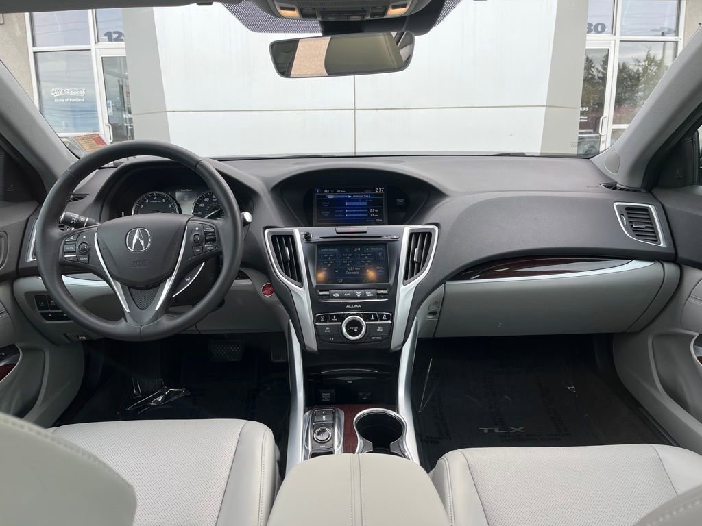 Certified 2017 Acura TLX V6 w/ Technology Package FWD image 15