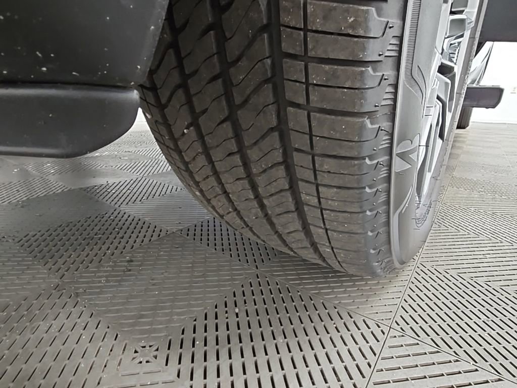 Used 2023 GMC Sierra 1500 Denali Ultimate image 46