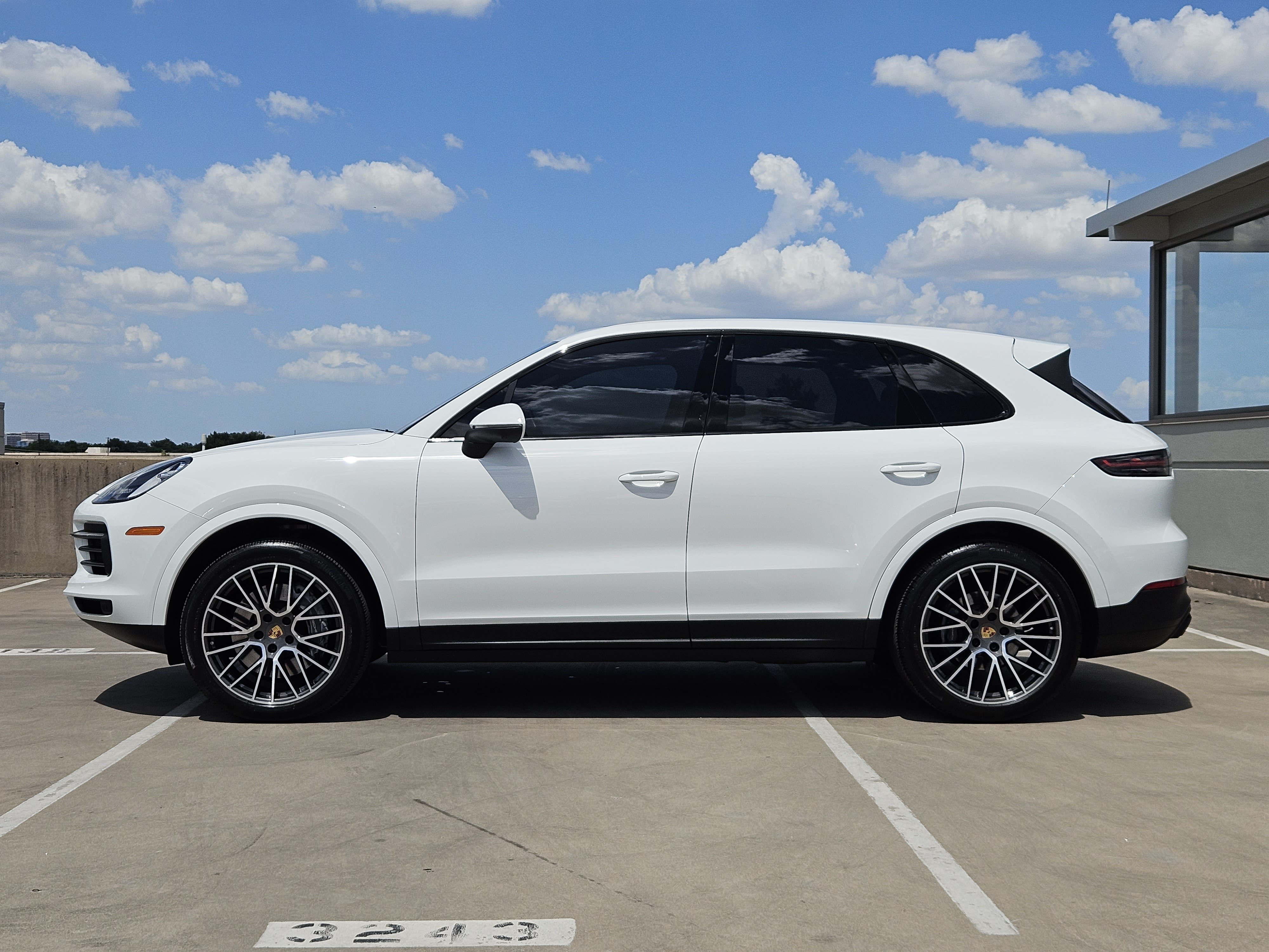 Certified 2023 Porsche Cayenne Platinum Edition AWD/4WD video 2