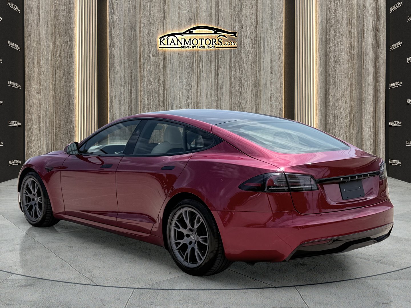 Used 2023 Tesla Model S AWD/4WD image 5
