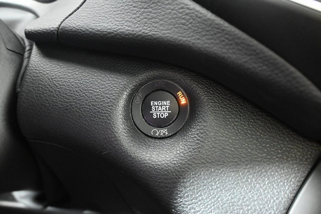 Used 2022 Jeep Cherokee Limited image 32