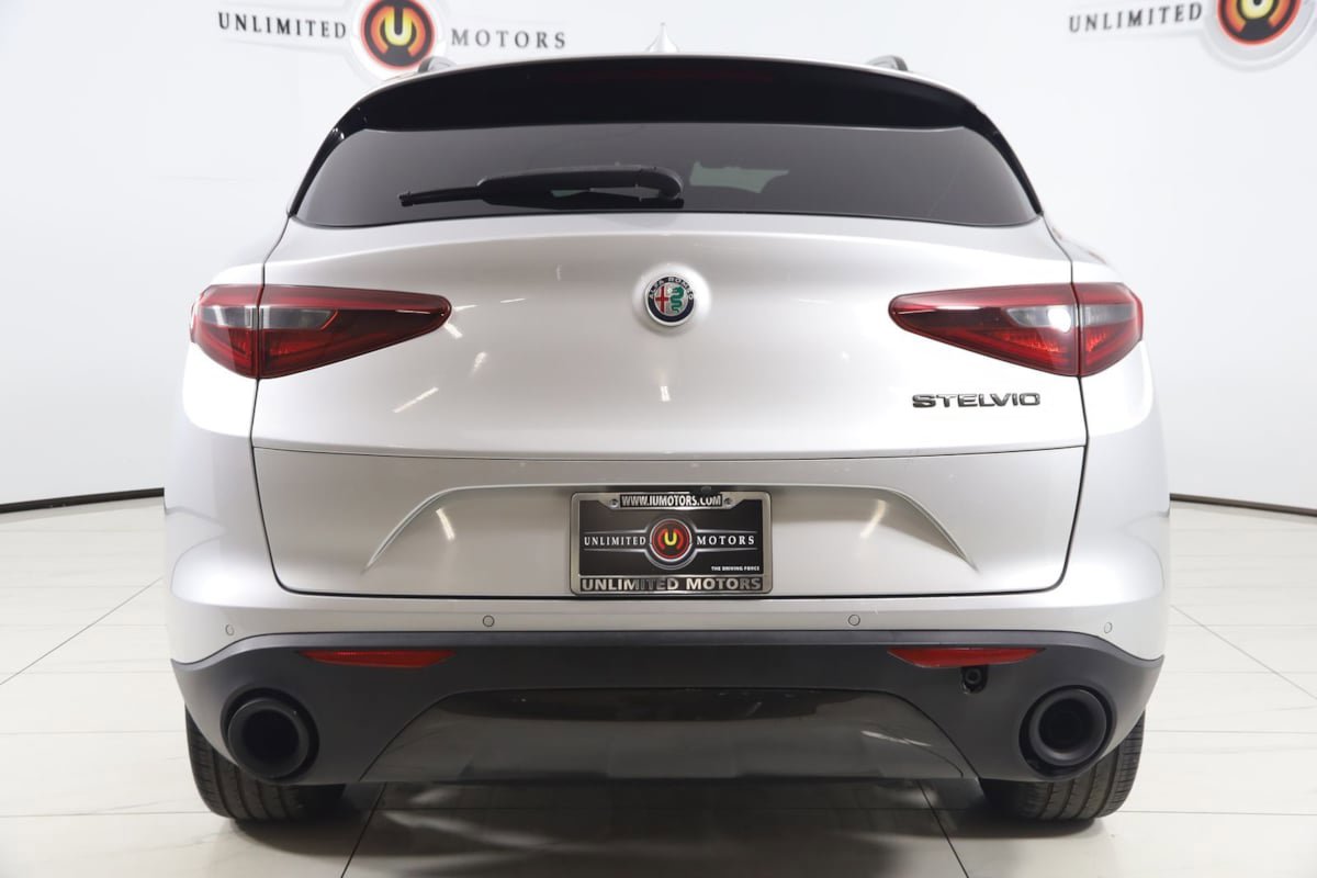 Used 2020 Alfa Romeo Stelvio w/ Nero Edizione RWD image 45