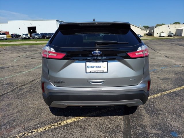 Used 2024 Ford Edge SEL image 13