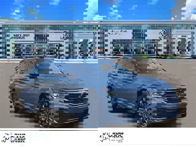 Certified 2024 Volkswagen Jetta SE