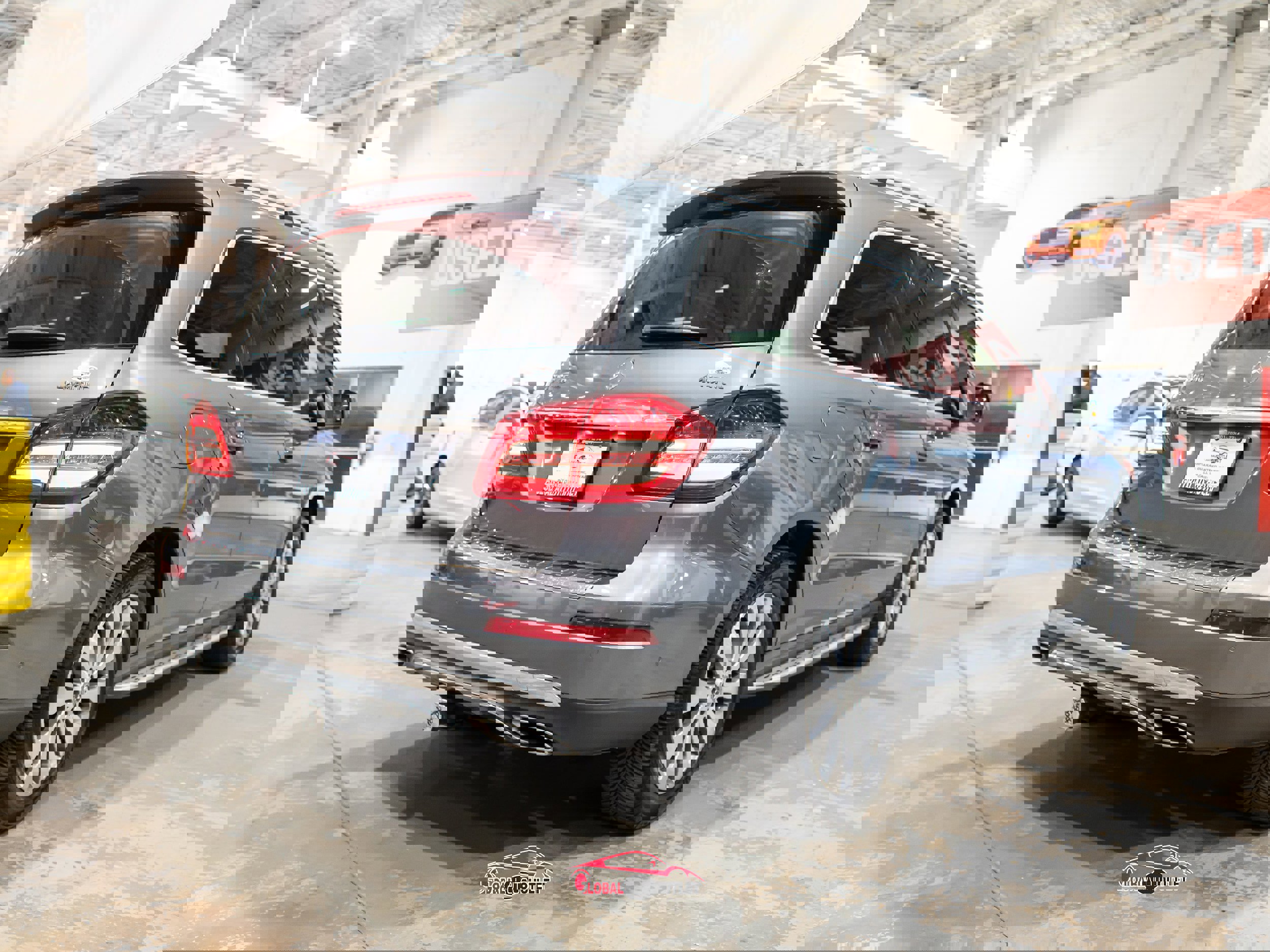 Used 2017 Mercedes-Benz GLS 450 4MATIC w/ Premium Package image 7