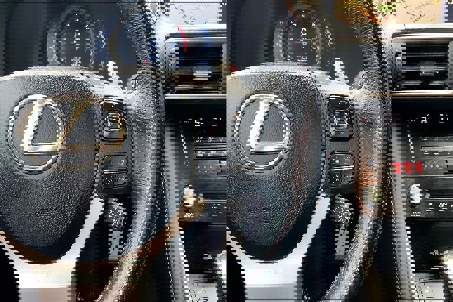 Used 2017 Lexus IS 200t F Sport image 24