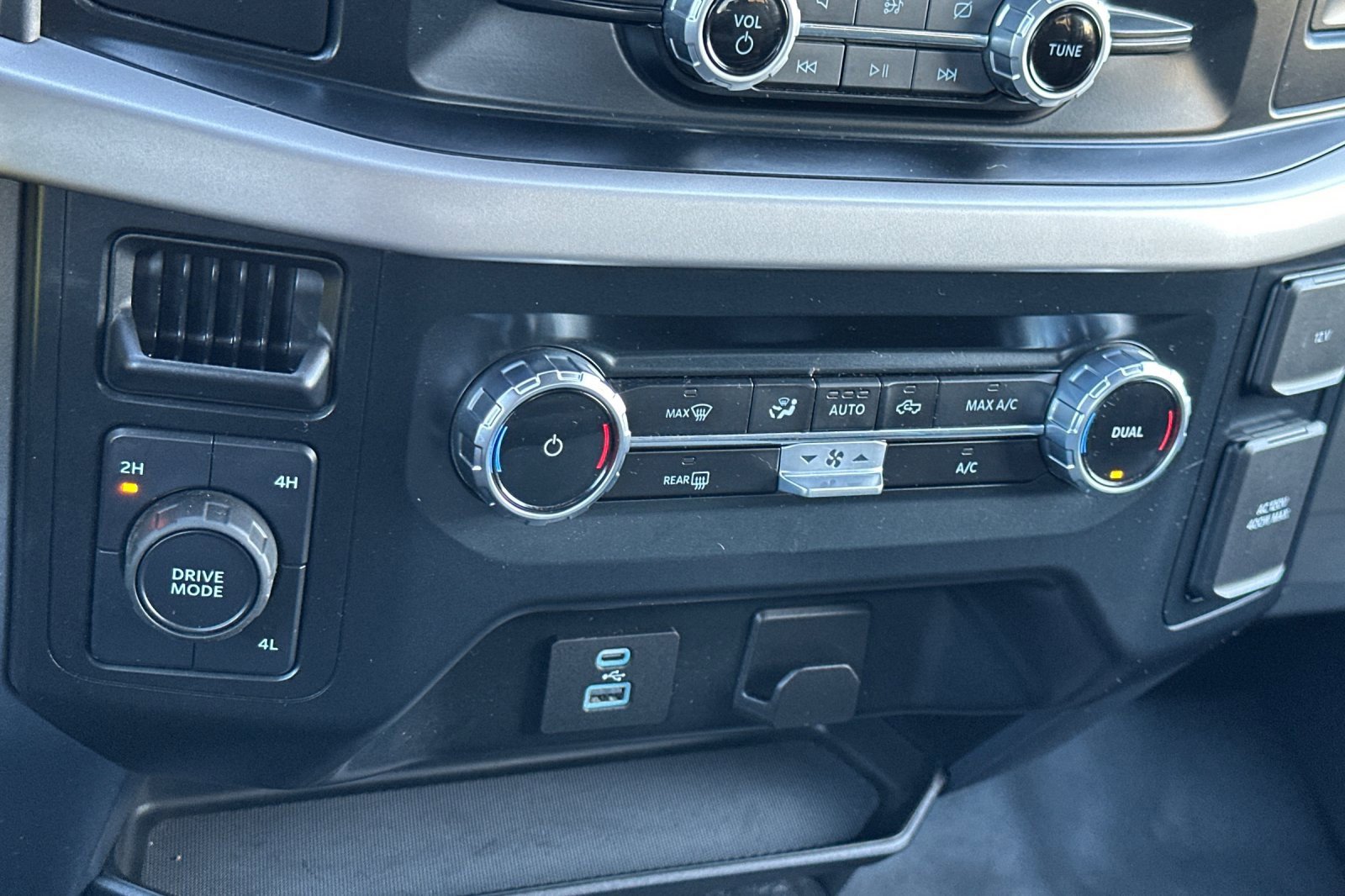 Used 2023 Ford F150 XLT w/ Equipment Group 301A Mid image 21