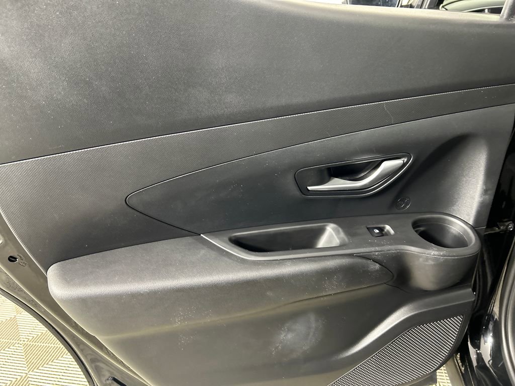 Used 2022 Hyundai Santa Cruz SEL w/ Activity Package FWD image 17