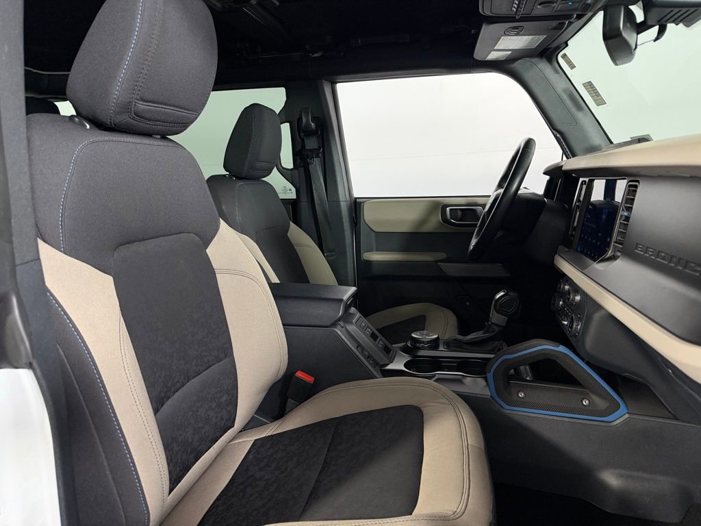Used 2022 Ford Bronco Wildtrak AWD/4WD image 32