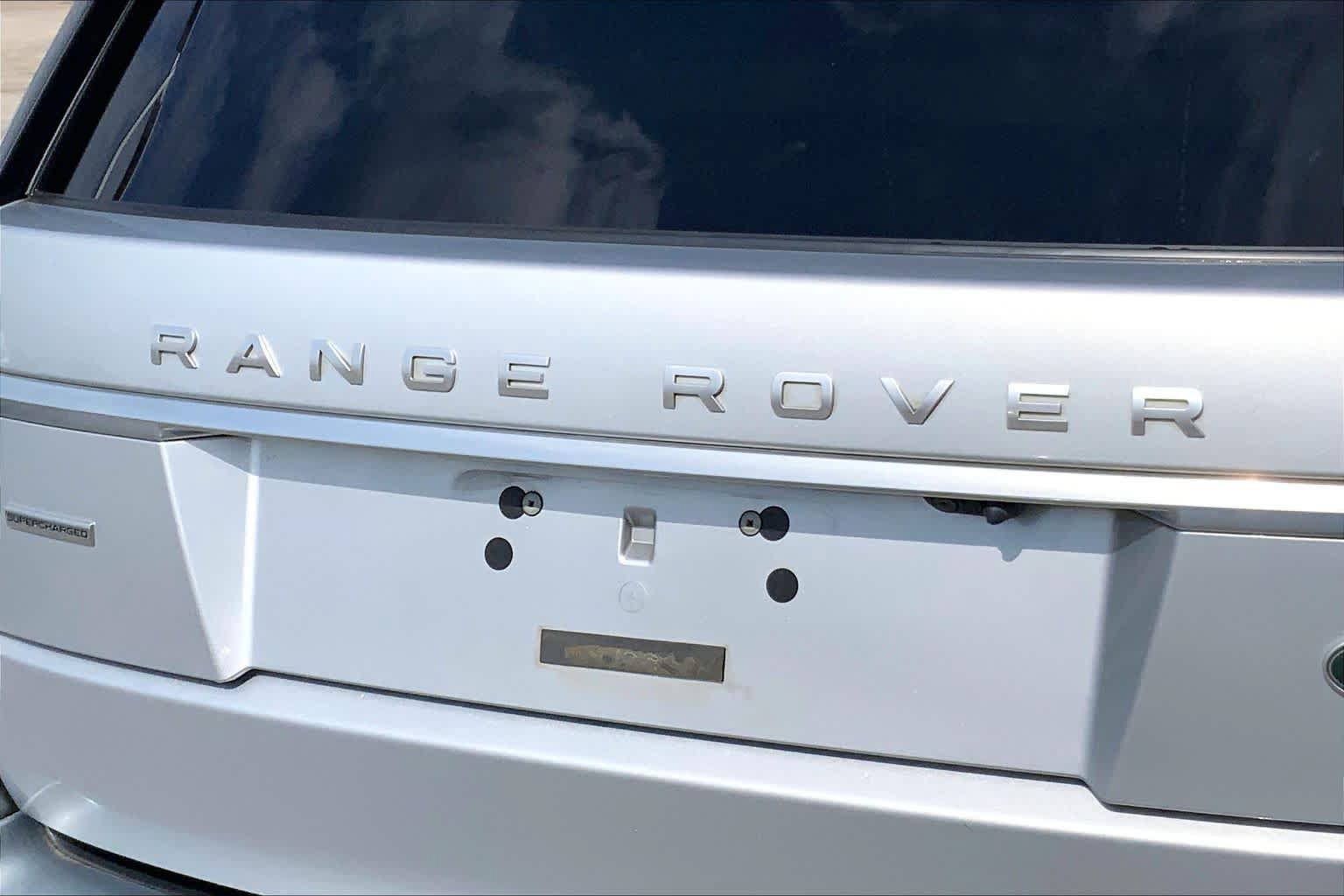 Used 2017 Land Rover Range Rover Supercharged AWD/4WD image 28
