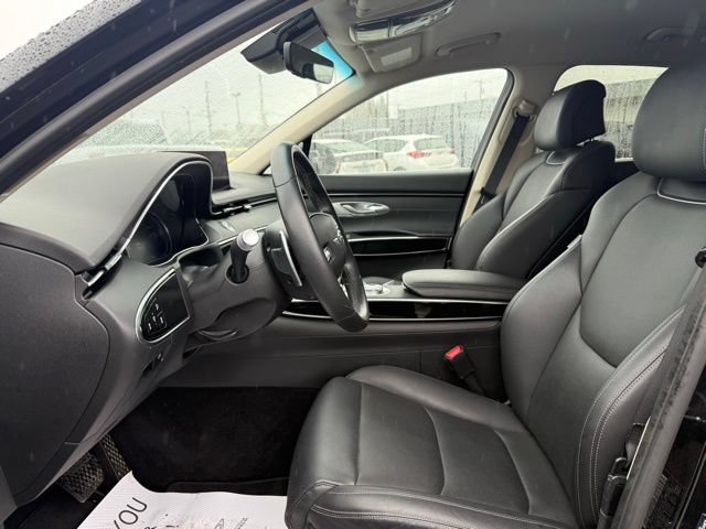Used 2025 Genesis GV70 2.5T AWD/4WD image 25
