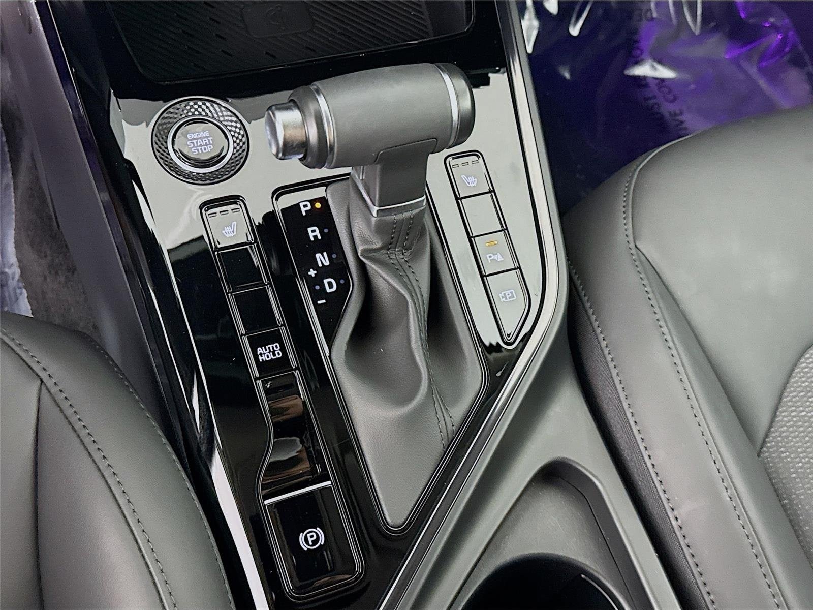 Certified 2023 Kia Niro EX Touring FWD image 19